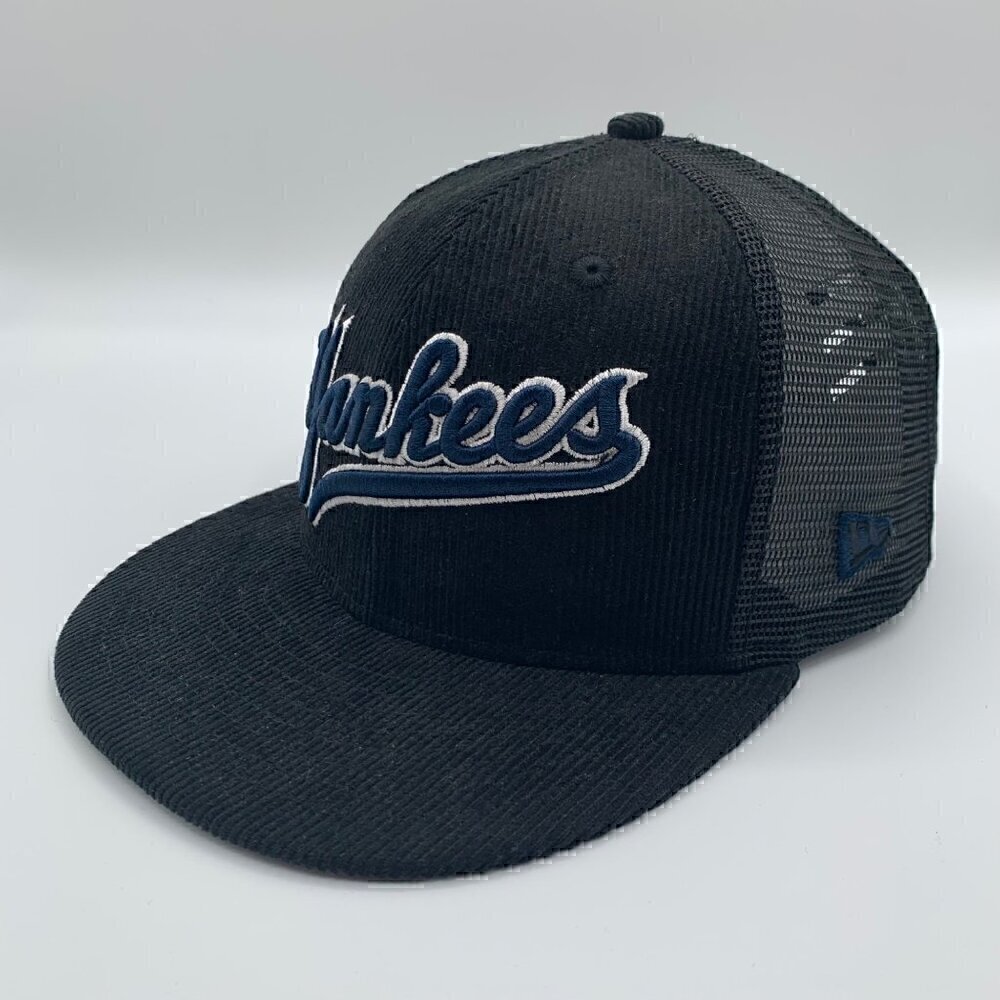 New York Yankees MLB Black Corduroy New Era Snapback Trucker Hat New